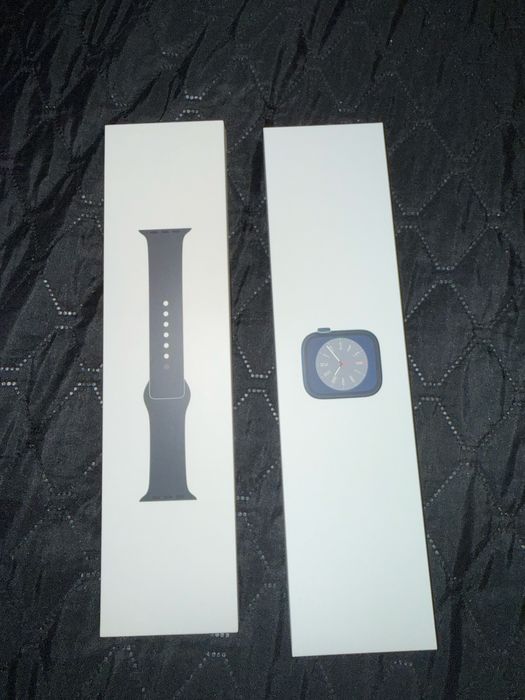 Apple Watch Series 8 (Cellular)