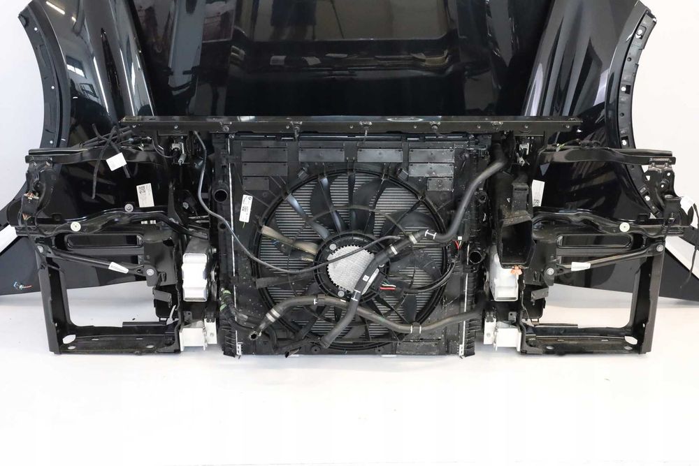 BMW X7 G07 Передня панель телевізор