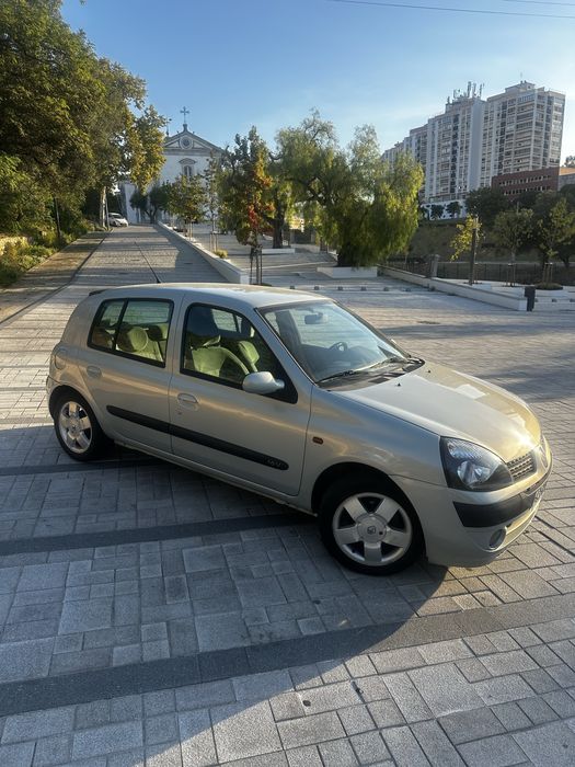Renault Clio II RT 1400 Luxe