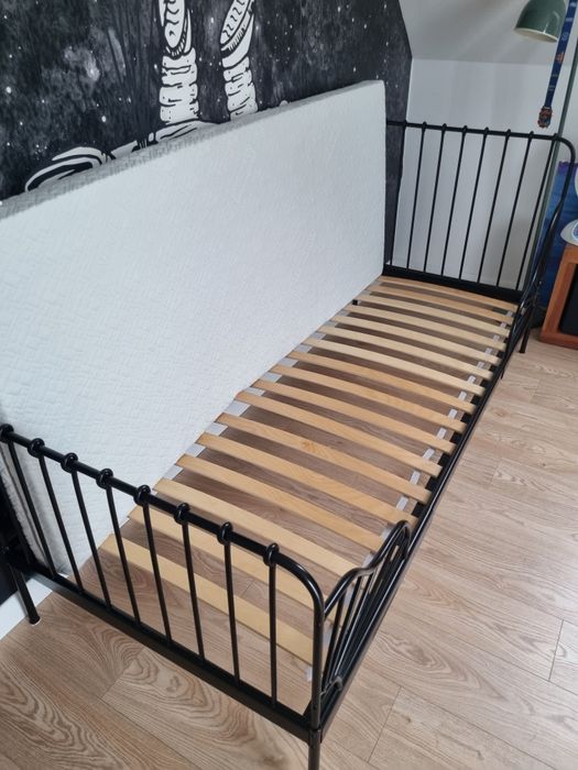 Łóżko dzieciece regulowane ikea z materacem
