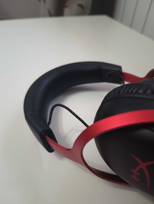 Słuchawki HyperX Cloud III czerwone (świetny stan jak nowe!)