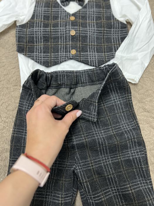 Святковий костюм для хлопчика 74-80 розмір