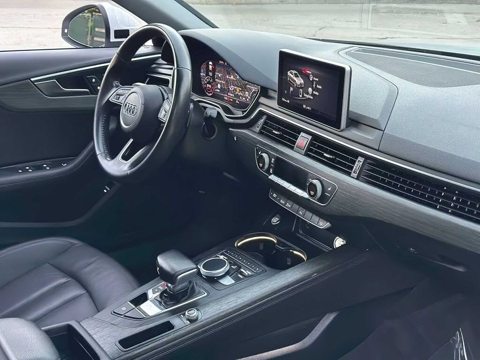 Audi A4      2018