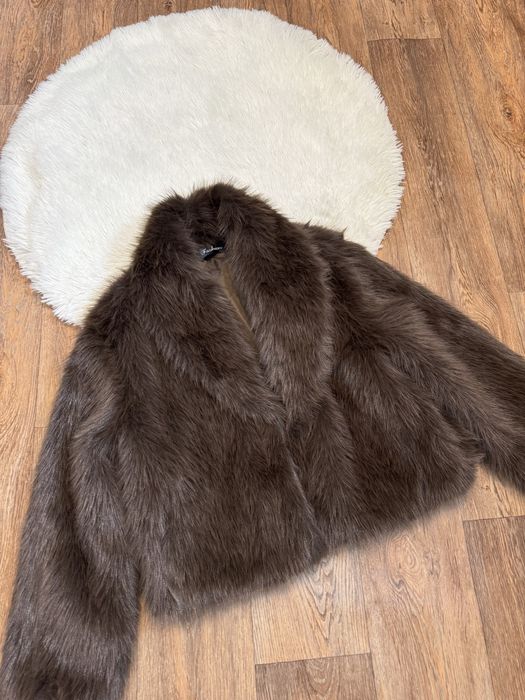 Шуба Zara в коричневому кольорі, шоколадна XS,S