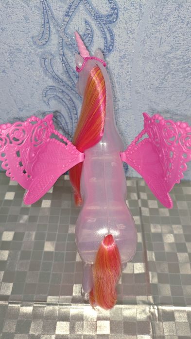 Єдиноріг (пегас, кінь, поні, алікорн) Barbie Mattel перламутровий