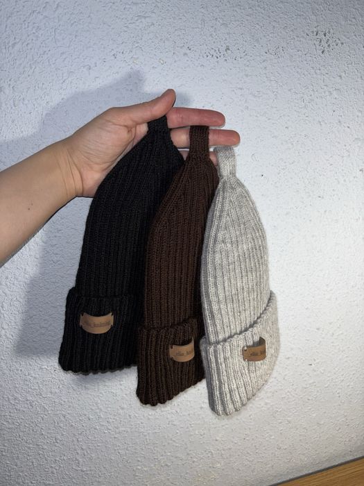 Шапка з петелькою «Піпка»