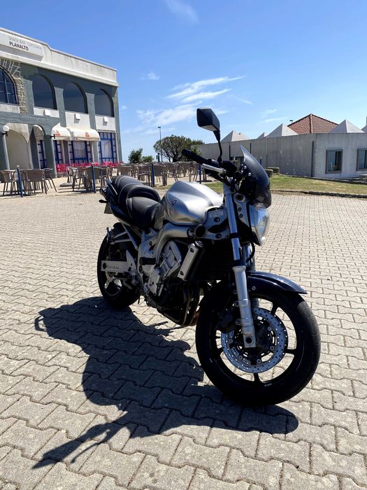 Yamaha FZ6 - 2004