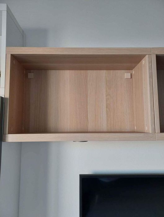 Estruturas Besta Carvalho com iluminação