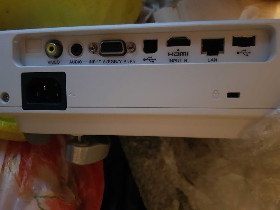 Projektor Sony biurowy