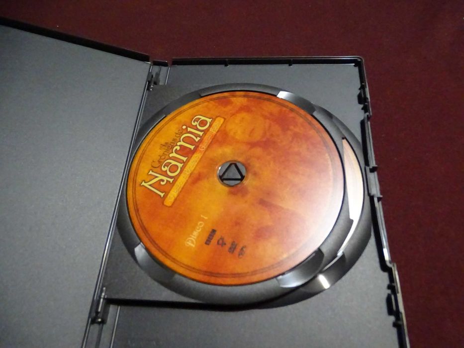DVD-As crónicas de Narnia-O Leão, a Bruxa e o Guarda fatos