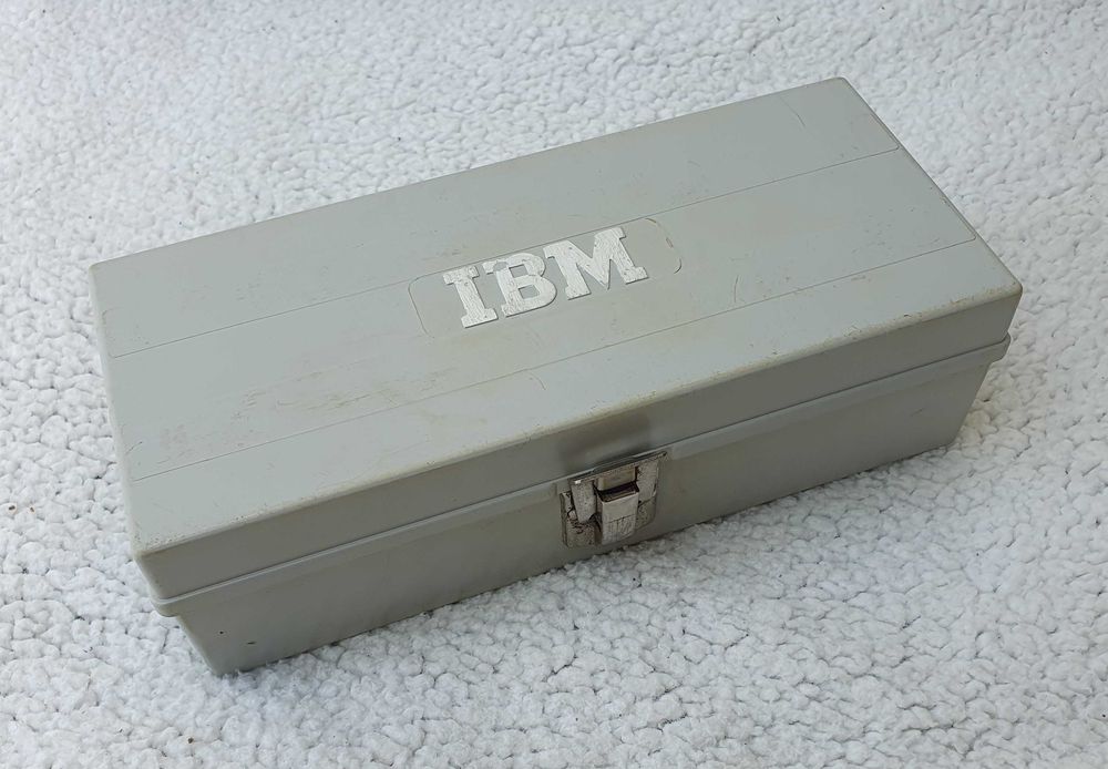 IBM - Caixa vintage, muito rara, para coleção