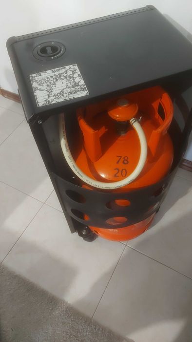 Aquecedor  a gás  Semi novo