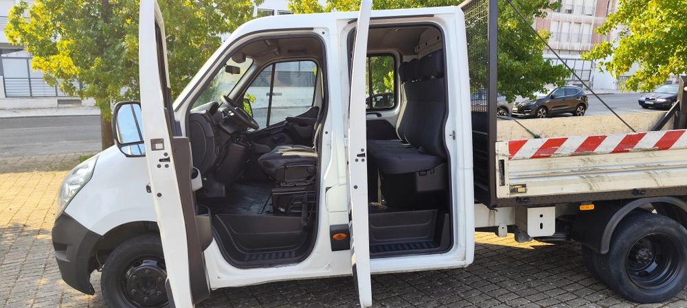 Renault Master 100DCi cabine dupla comercial 
Revisão feita em bom est