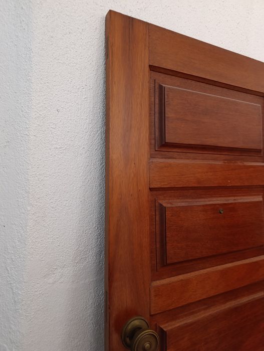 Porta entrada  apartamento