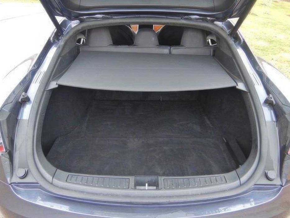 Tesla Model S 90D      2017