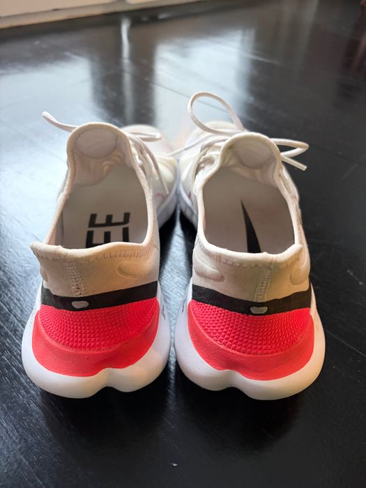 Tênis NIKE Free Novo em 45