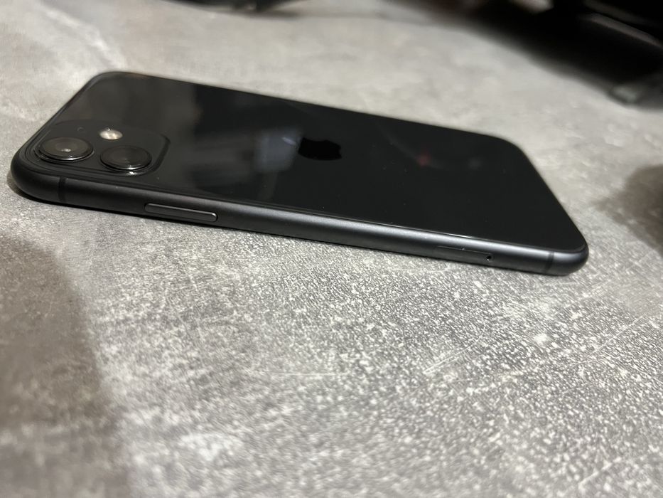 iPhone 11 black NEVERLOCK на 128гб  (ТЕРМІНОВО!)