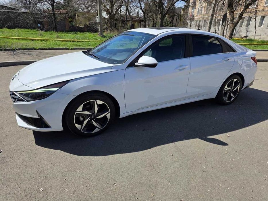 Hyundai Elantra 2022 Hybrid