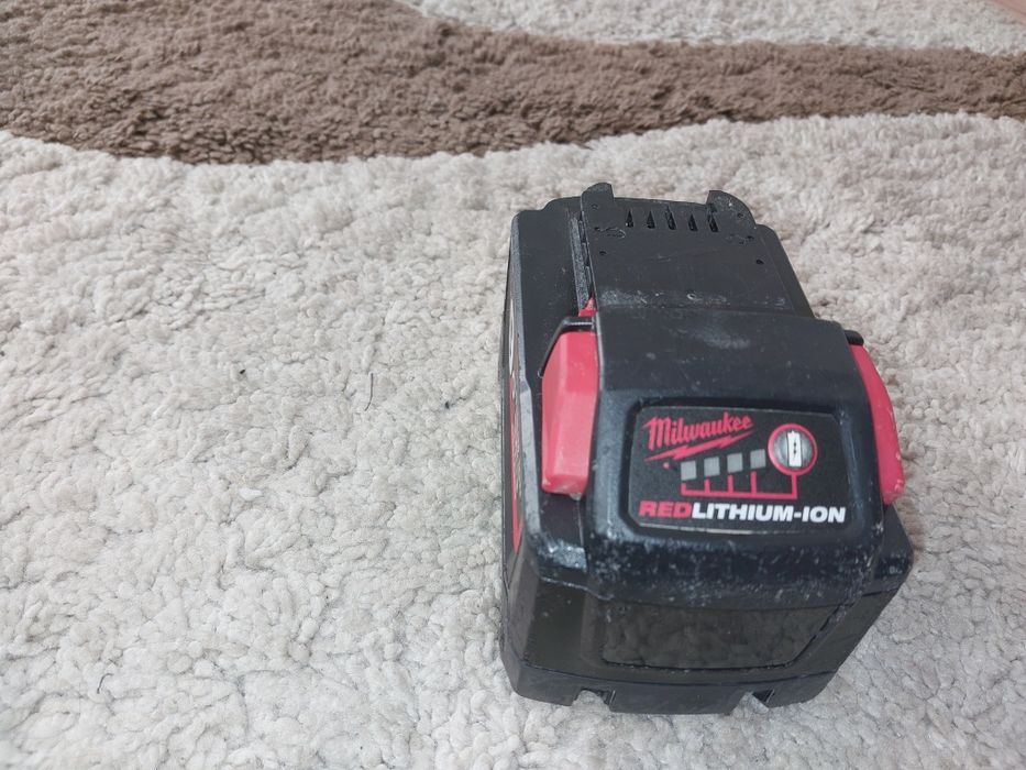 Bateria Milwaukee m18 9 ah