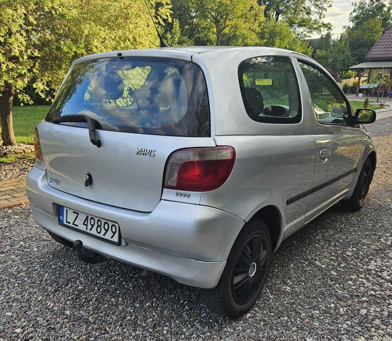 Toyota Yaris, 2002, benzyna
