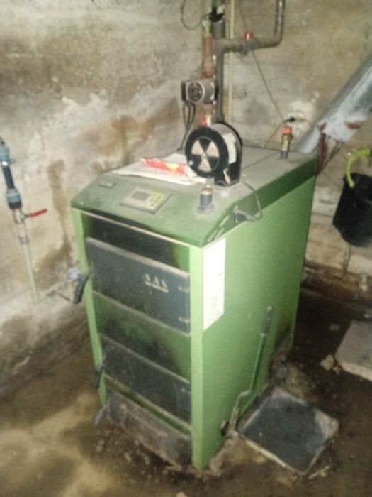 Терміново! Класний дім для проживання двох сімей в Берегові. Торг !!!