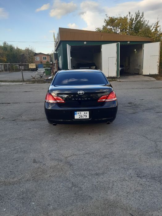 Продам Toyota Avalon