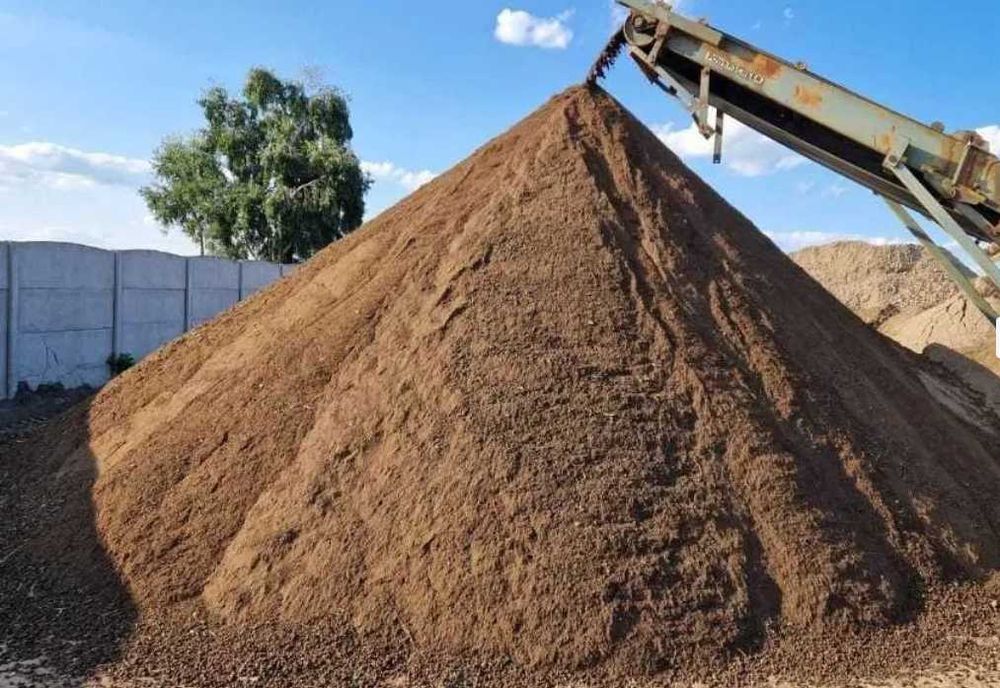 Czysta Ziemia Ogrodnicza Siana Czarnoziem Pod trawnik Humus Koparka