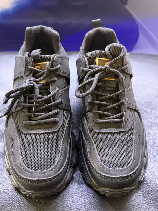 Продам обувь рабочую, с железным носком, состояние новое,