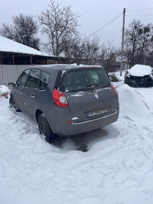 Renault scenic 2. 1.9 DCi, автомат. Обслужена.
