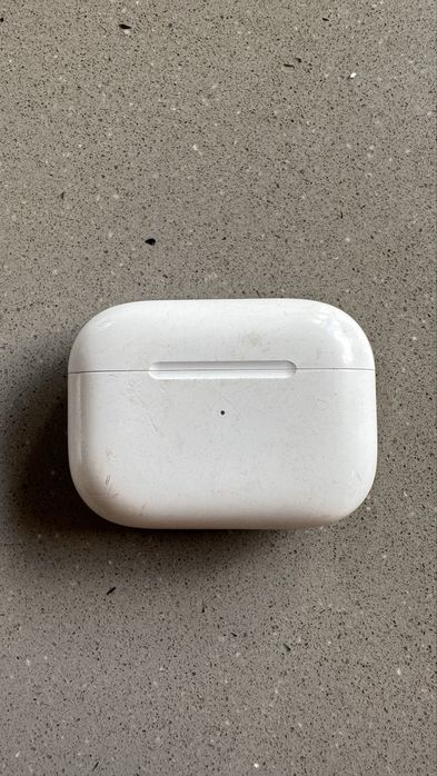 Słuchawki Apple AirPods Pro (1. generacji) z etui ładującym MagSafe – MLWK3ZM/A