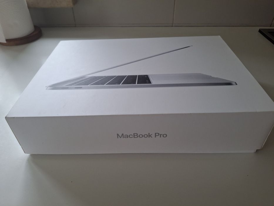 Macbook Pro 13" 8 Gb 128