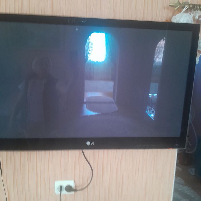 Плазмовий телевізор.