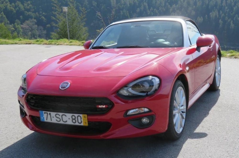 Fiat 124 spider Lusso