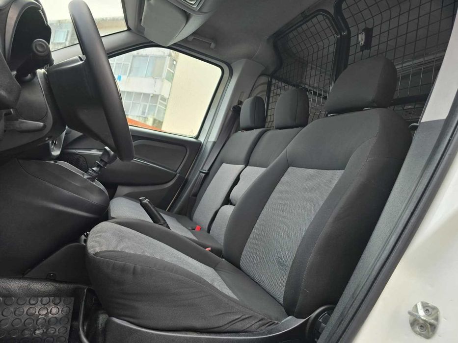 FIAT DOBLO 1.6 MULTIJET 120CV "3 LUGARES" "NACIONAL"