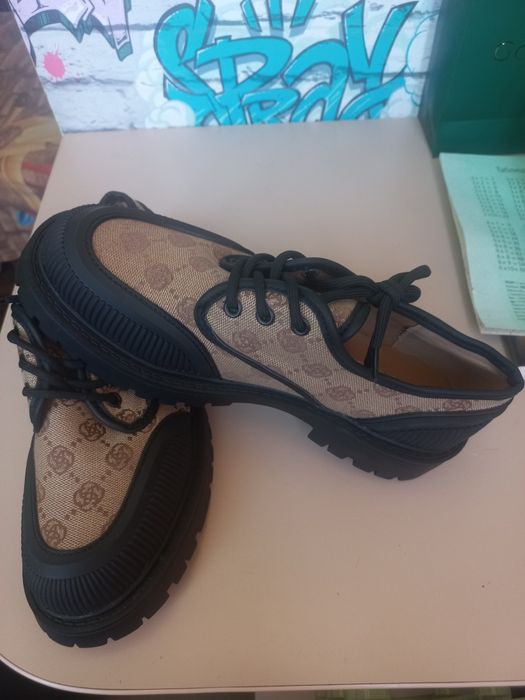 Лофери текстильні жіночій