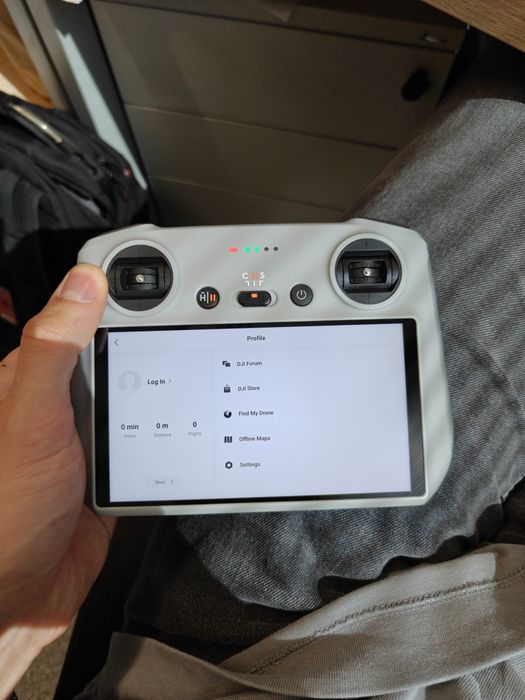 DJI rc rm330  kontroler z ekranem, nowy do drona
