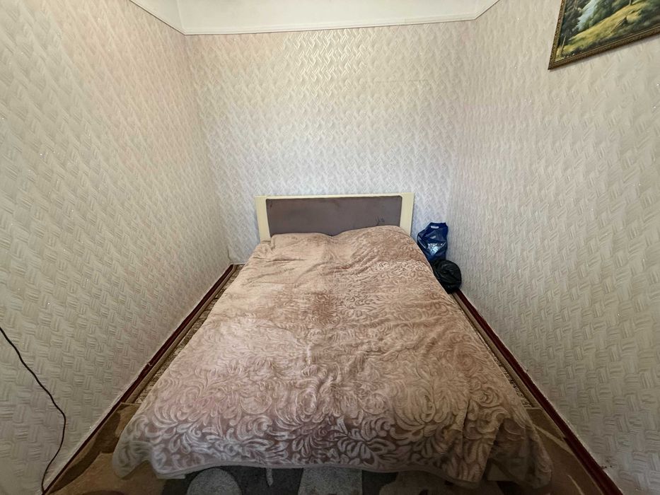 Продається двокімнатна квартира в с.Квітневе.