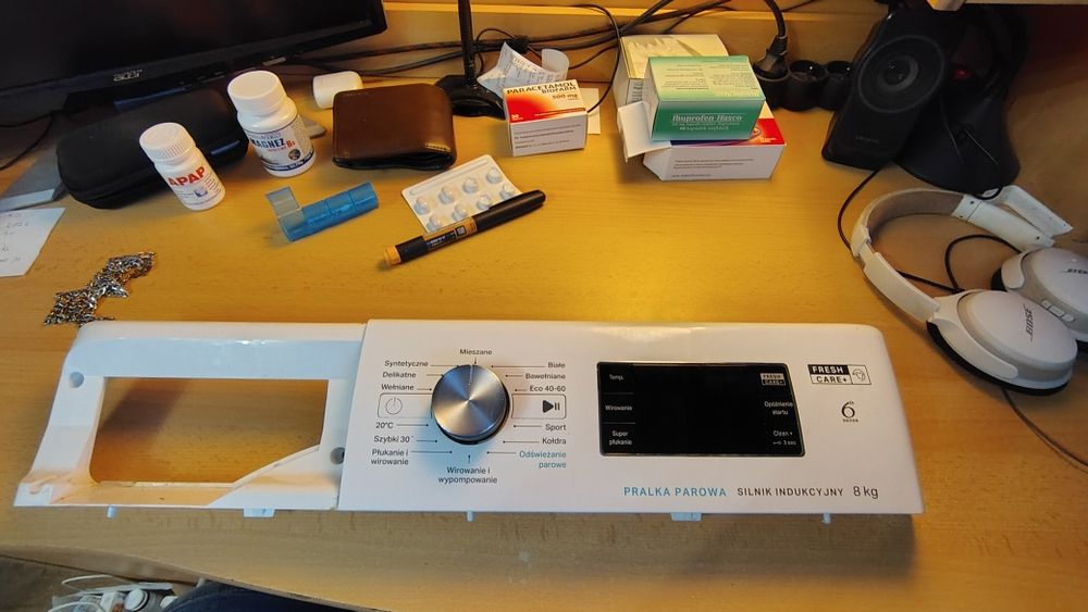 Panel przedni  pralka Whirlpool freshcare + 8kg