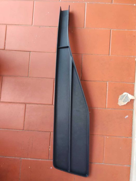 Grelha Para-Choques Frente Direita - VW PASSAT B8