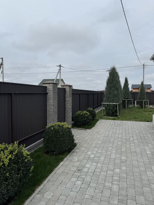 Сучасний будинок в Літочках, Киівськоі обл.