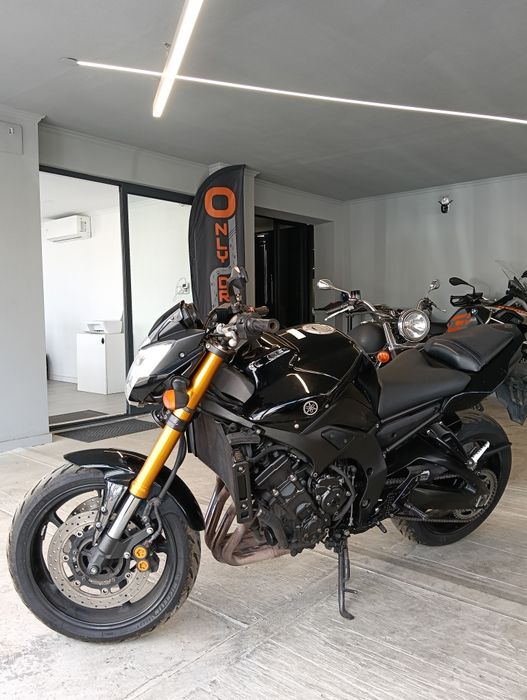 Yamaha FZ8 - Naked Bike