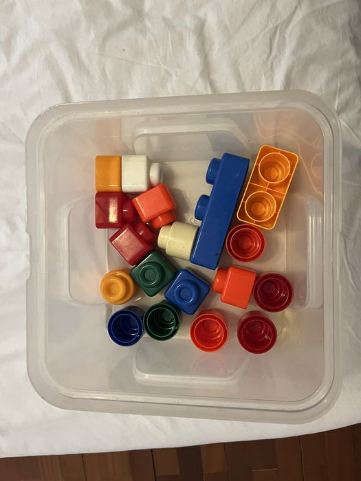 Natal - Mesa Legos Bebe transformável em banco Chicco