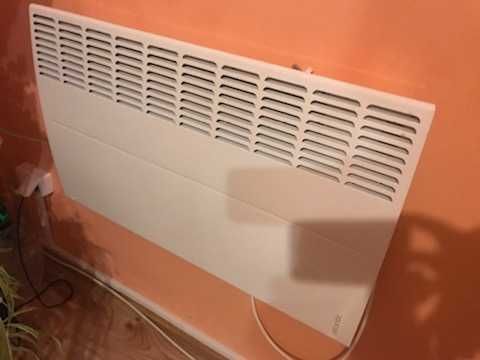 Grzejnik konwektorowy 2000W - wiszący