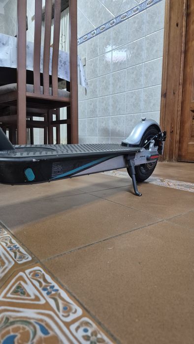 Trotinete Eléctrica Xiaomi Mi Pro 2 Mercedes AMG Petronas F1 Edition