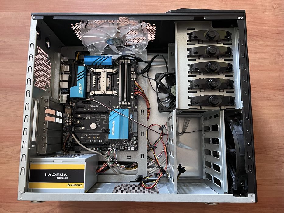 Intel 4770K + AsRock Z97 Extreme4 + 16GB + Chieftec 400W + HAF922 opis