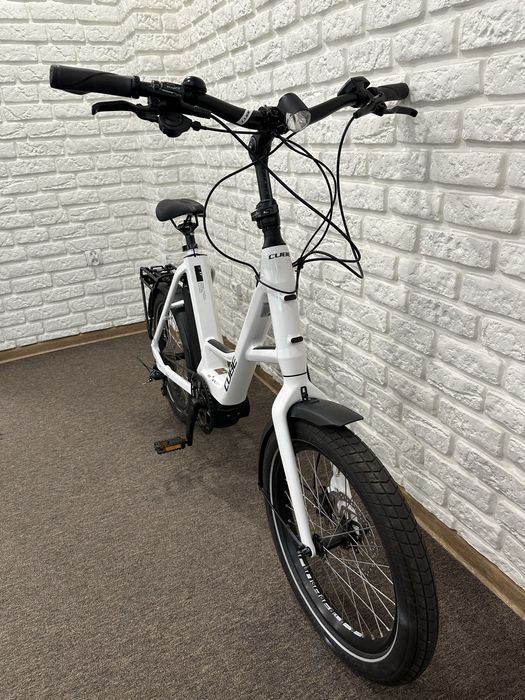 Rower elektryczny Cube Compact sport bosch performance 500Wh