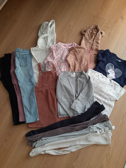 Paka / zestaw ubrań dla dziewczynki 110/116