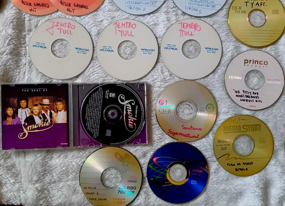 Czterdzieści płyt CD