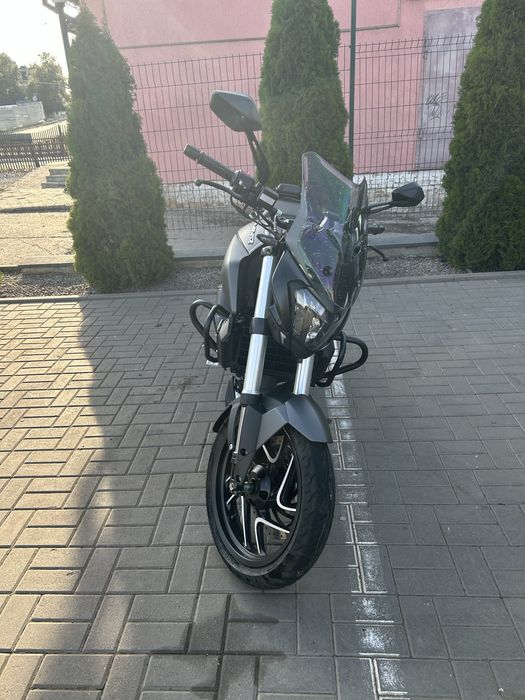 Bajaj Dominar 400 UG 2024