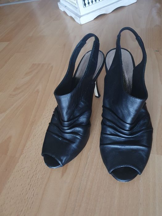 Sandały szpilki buffalo